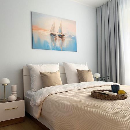 Komfi Apartment Бялисток Екстериор снимка